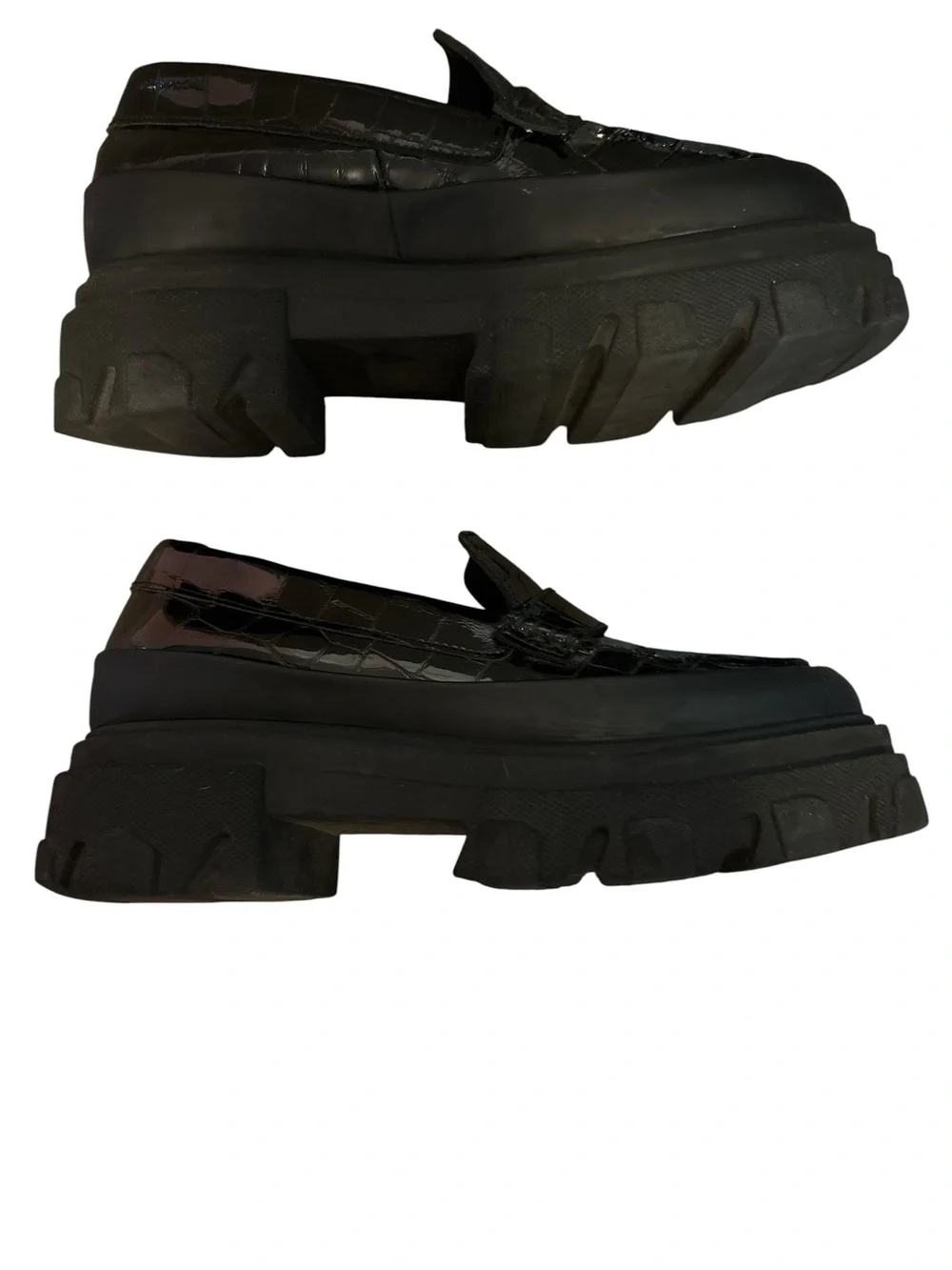 GANNI Chunky Platform Croc-Embossed Loafers in Black EU 36